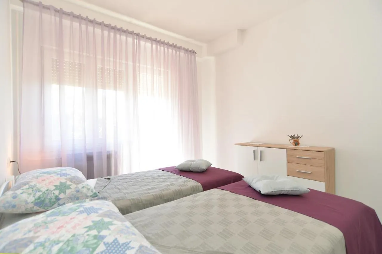 Apartments Nedo 2047 Fažana